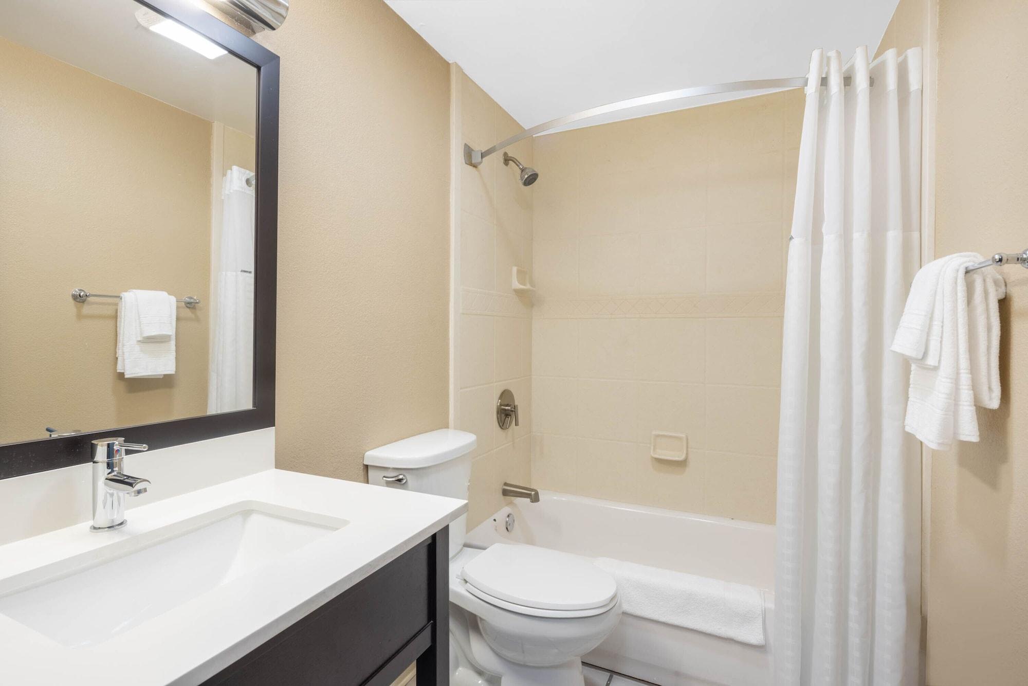 Super 8 by Wyndham Nyack NY Hotel Bagian luar foto